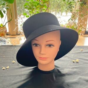 Elegant Black Wool Felt Hat